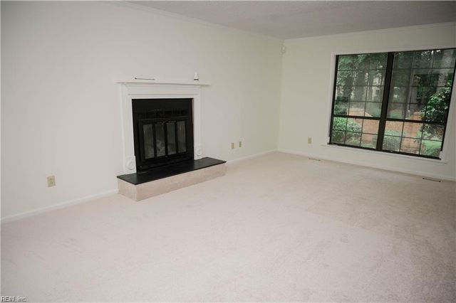 1028 Camino Real S, Virginia Beach, VA 23456