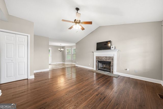 17 Rocky Avenue NW, Cartersville, GA 30120