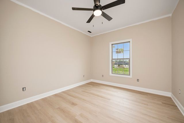 214 Carhartt Drive, Richmond, KY 40475
