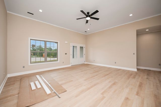 214 Carhartt Drive, Richmond, KY 40475