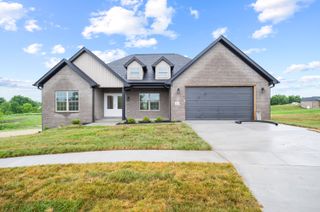 214 Carhartt Drive, Richmond, KY 40475