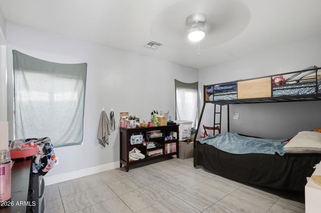 1911 E HARVARD Street, Phoenix, AZ 85006