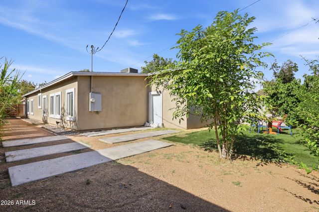 1911 E HARVARD Street, Phoenix, AZ 85006