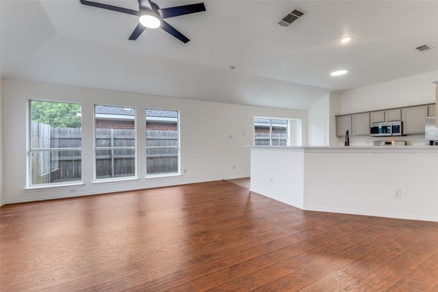 1409 Jessica Lane, Mesquite, TX 75149