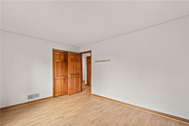 407 Hilltop Ln, Canton Twp, PA 15301