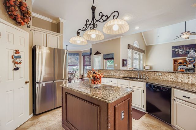 2332 Compton Drive, Plano, TX 75025