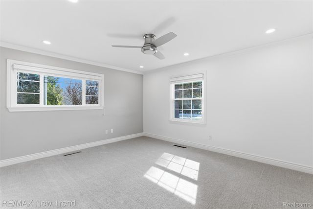 1043 Westview Road, Bloomfield Hills, MI 48304