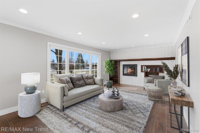 1043 Westview Road, Bloomfield Hills, MI 48304