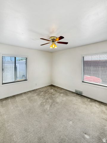 7811 S OAK ST, Sandy, UT 84092