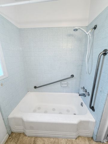 7811 S OAK ST, Sandy, UT 84092