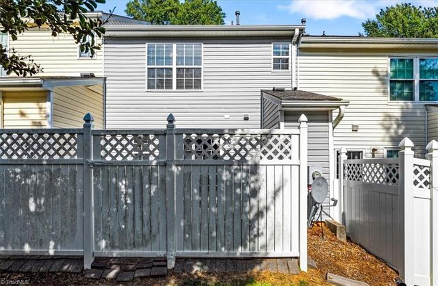 41 Tannenbaum Circle, Greensboro, NC 27410