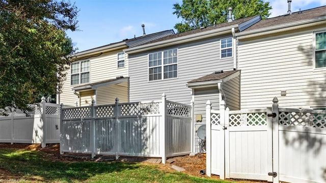 41 Tannenbaum Circle, Greensboro, NC 27410