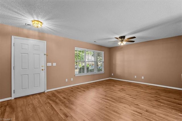 41 Tannenbaum Circle, Greensboro, NC 27410