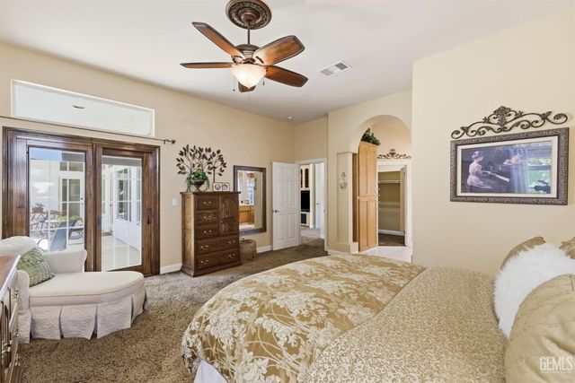 10612 Within Heights Drive, Bakersfield, CA 93311