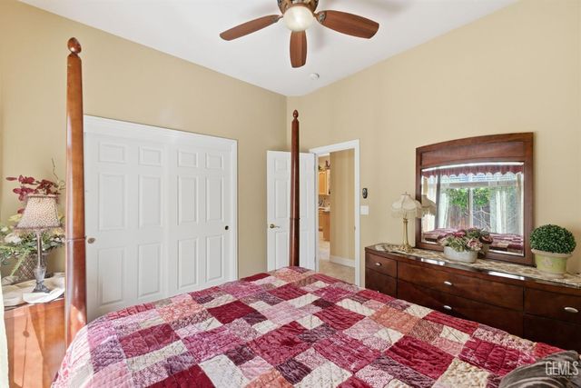 10612 Within Heights Drive, Bakersfield, CA 93311