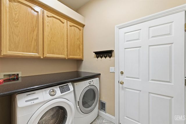 10612 Within Heights Drive, Bakersfield, CA 93311