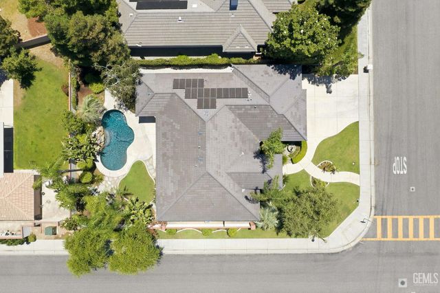 10612 Within Heights Drive, Bakersfield, CA 93311