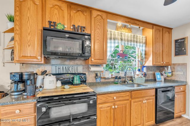 453 Lafayette Drive, Brick, NJ 08723