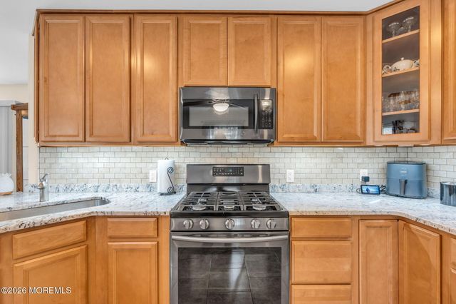 453 Lafayette Drive, Brick, NJ 08723