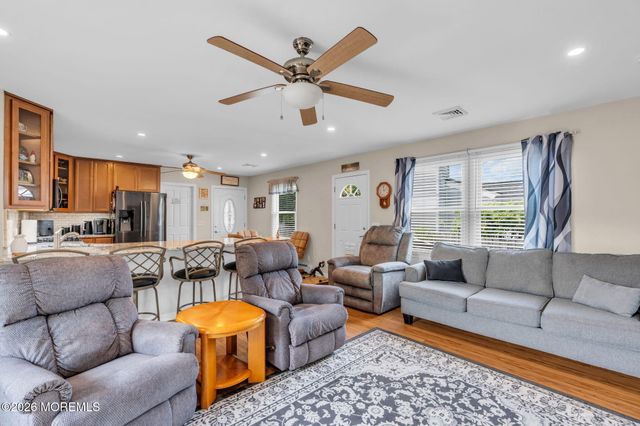 453 Lafayette Drive, Brick, NJ 08723