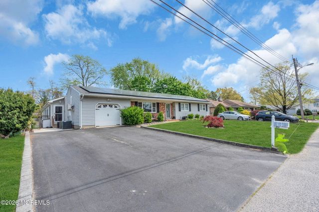 453 Lafayette Drive, Brick, NJ 08723