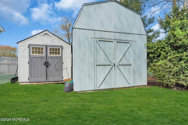 453 Lafayette Drive, Brick, NJ 08723