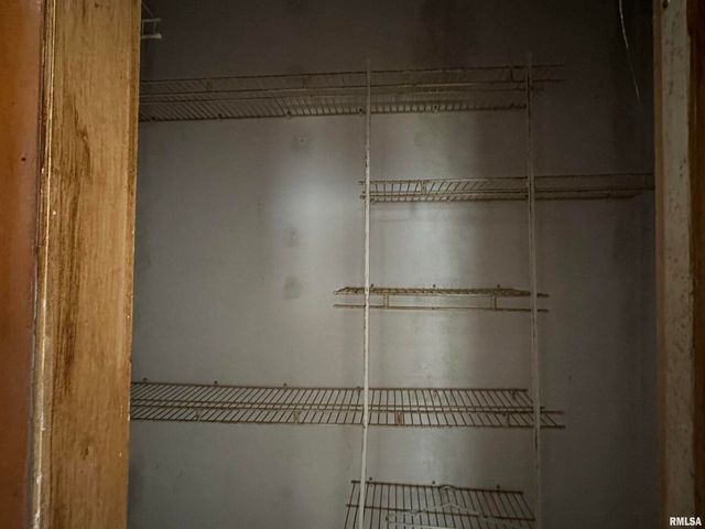 5672 Old Route 13 Road, Carterville, IL 62918