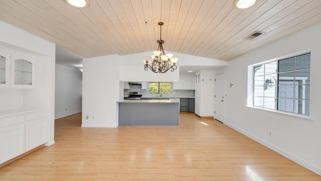 12929 Hollow Dr, Sonora, CA 95370