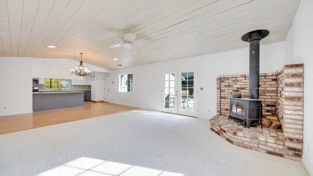 12929 Hollow Dr, Sonora, CA 95370