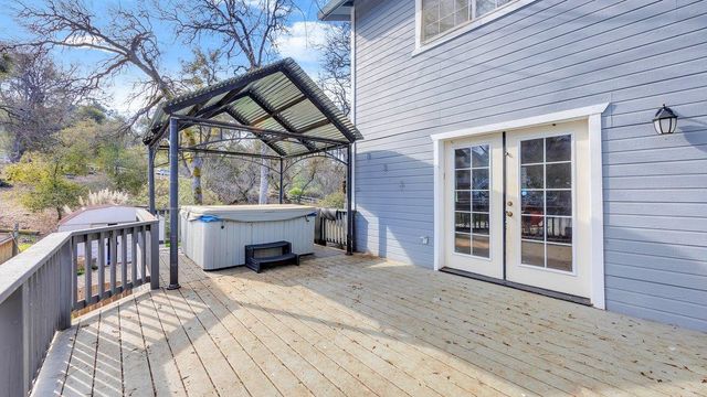 12929 Hollow Dr, Sonora, CA 95370