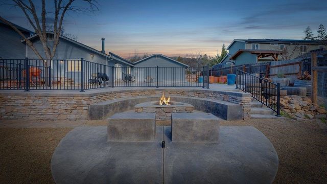 12929 Hollow Dr, Sonora, CA 95370