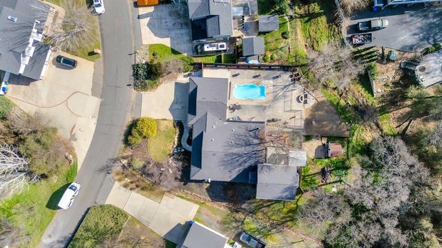 12929 Hollow Dr, Sonora, CA 95370