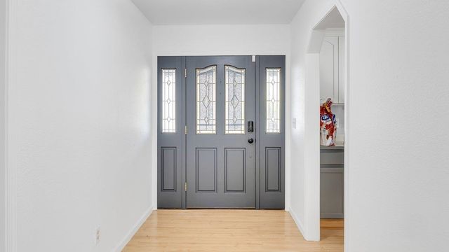 12929 Hollow Dr, Sonora, CA 95370