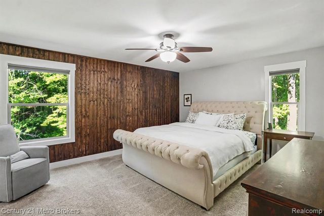 13275 Old Oaks Drive, Fenton, MI 48430