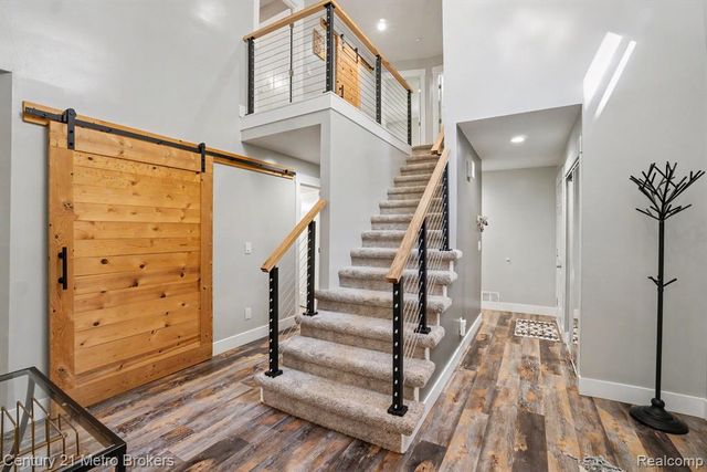 13275 Old Oaks Drive, Fenton, MI 48430