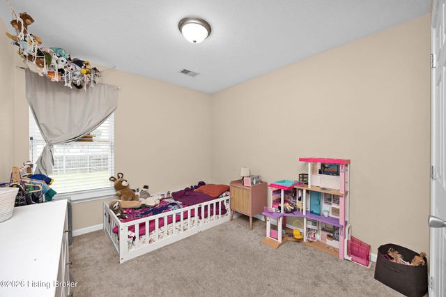 448 Hensley Rd, Shepherdsville, KY 40165