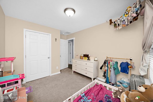 448 Hensley Rd, Shepherdsville, KY 40165