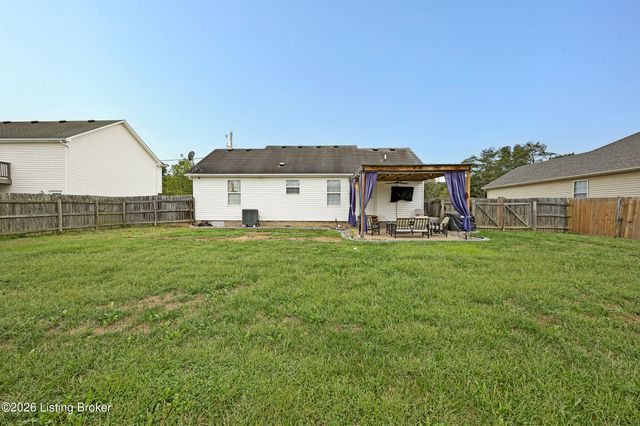 448 Hensley Rd, Shepherdsville, KY 40165