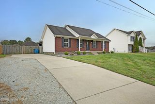 448 Hensley Rd, Shepherdsville, KY 40165