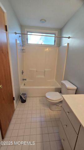 207 Sunset Drive, Forked River, NJ 08731