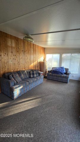 207 Sunset Drive, Forked River, NJ 08731