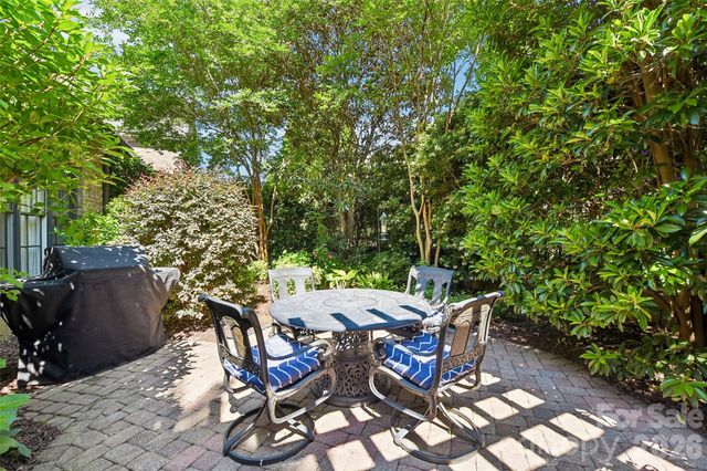 5208 Shepley Court, Charlotte, NC 28226