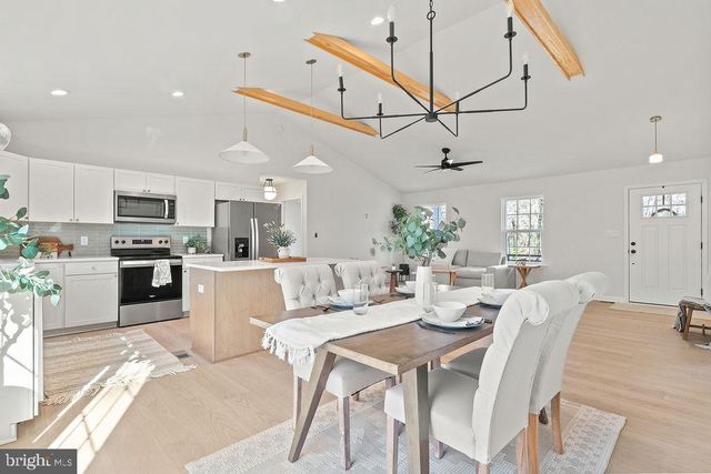 9006 PUMPKIN NECK RD, King George, VA 22485