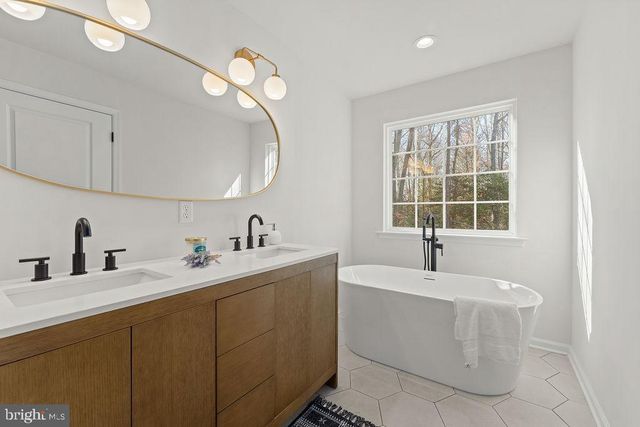 9006 PUMPKIN NECK RD, King George, VA 22485