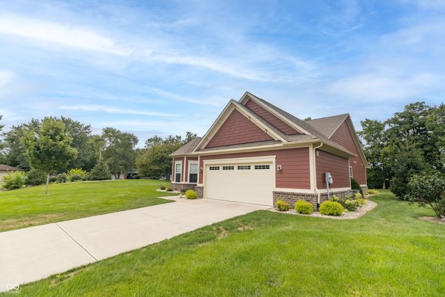 1992 S Sugar Gum Trail, Greenfield, IN 46140