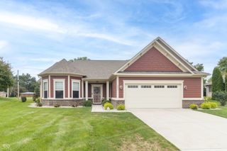 1992 S Sugar Gum Trail, Greenfield, IN 46140