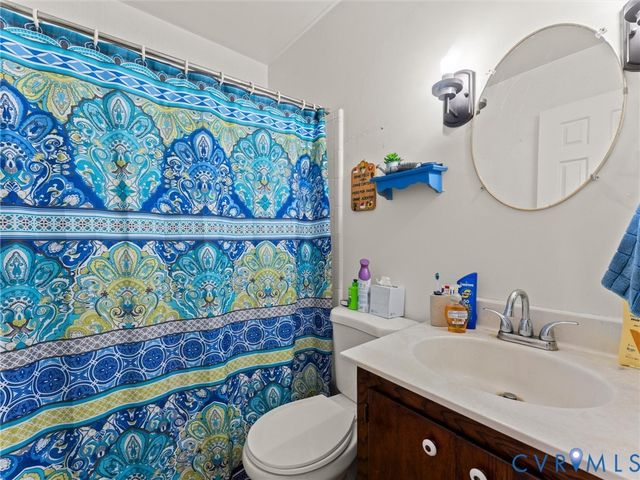 12106 Mathenay Dr, Chester, VA 23831