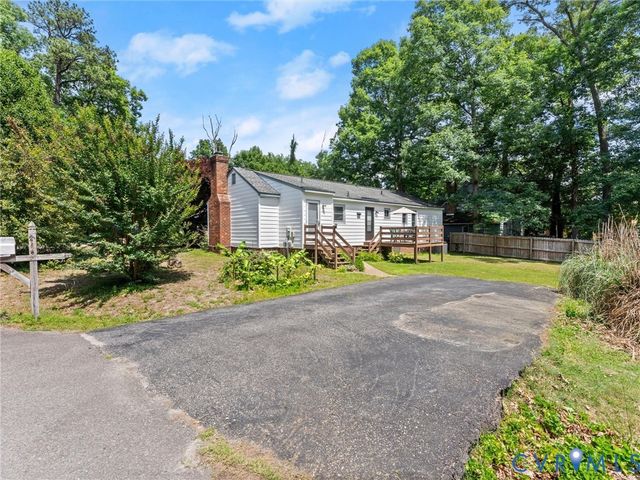 12106 Mathenay Dr, Chester, VA 23831