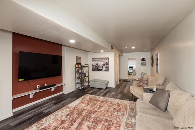 1328 JACK LN, Cheyenne, WY 82009