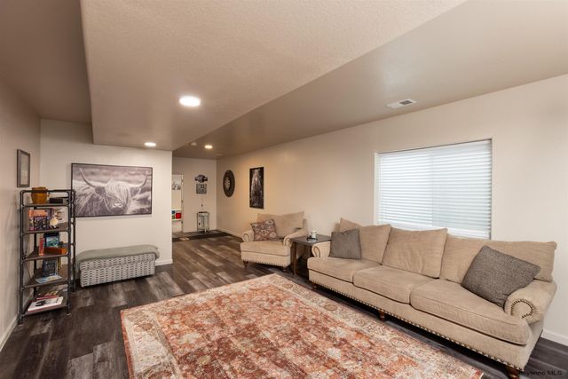 1328 JACK LN, Cheyenne, WY 82009